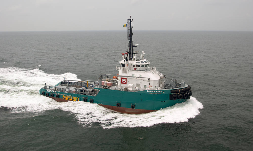 Ship carrying 14 people missing in the Atlantic after Hurricane Lorenzo