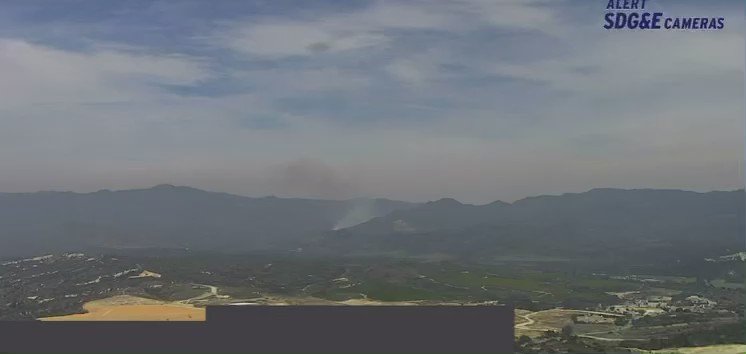 New start just south of the JimFire in Orange County. This is the SanJuanFire. In light-medium fuels, running with the wind. Helitacks are en route. 10-15 acres, potential for a couple hundred acres. Winds gusting 25-30 mph