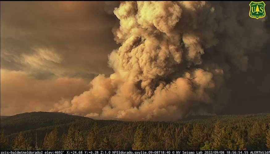 Smoke from the MosquitoFire as seen from AlertWildfire Bald Mountain camera is shocking to see. This is a 1-hour time-lapse of the fire burning in Placer and El Dorado counties
