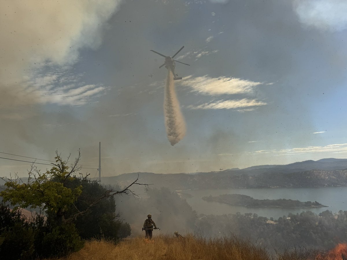 GlenhavenFire: Forward progress of the fire has been stopped and it is now 10% contained. It’s held at 403 acres. Firefighters will remain at scene overnight working on fortifying control lines & beginning the process of mopping up