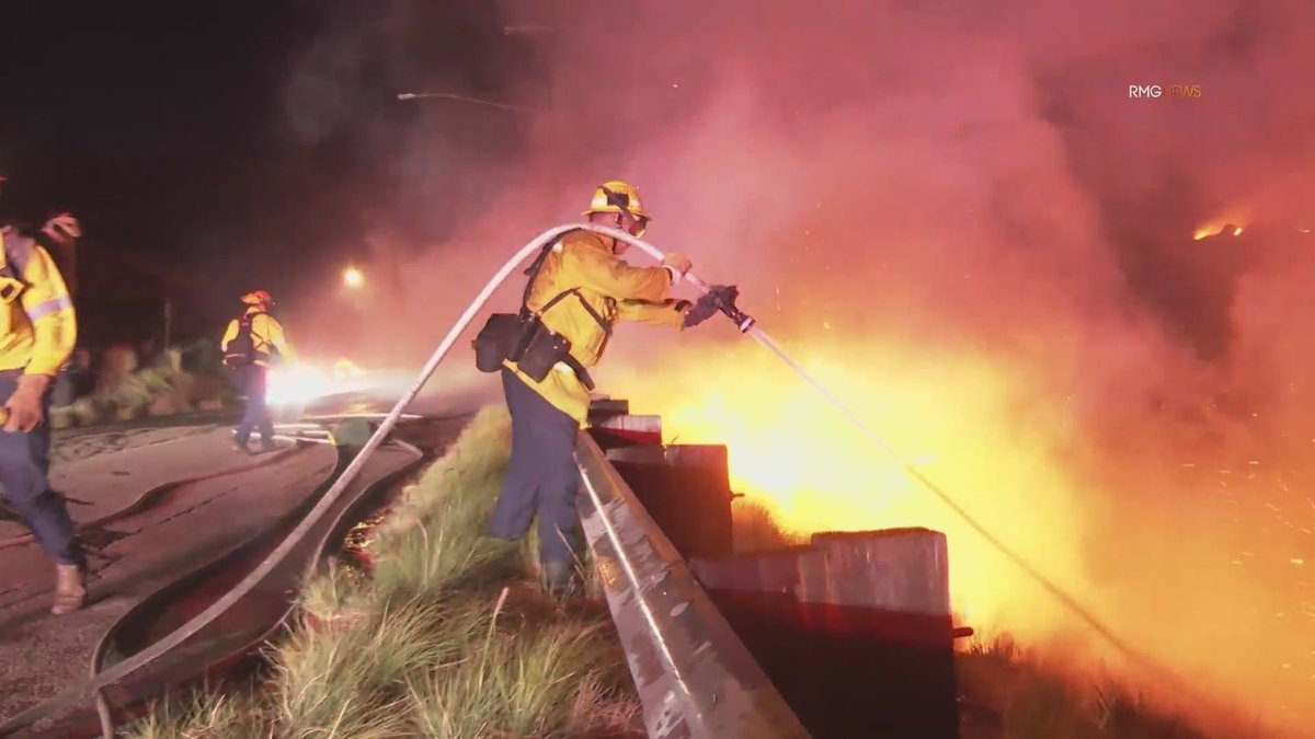 The FranklinFire in Malibu has exploded to more than 1,600 acres.