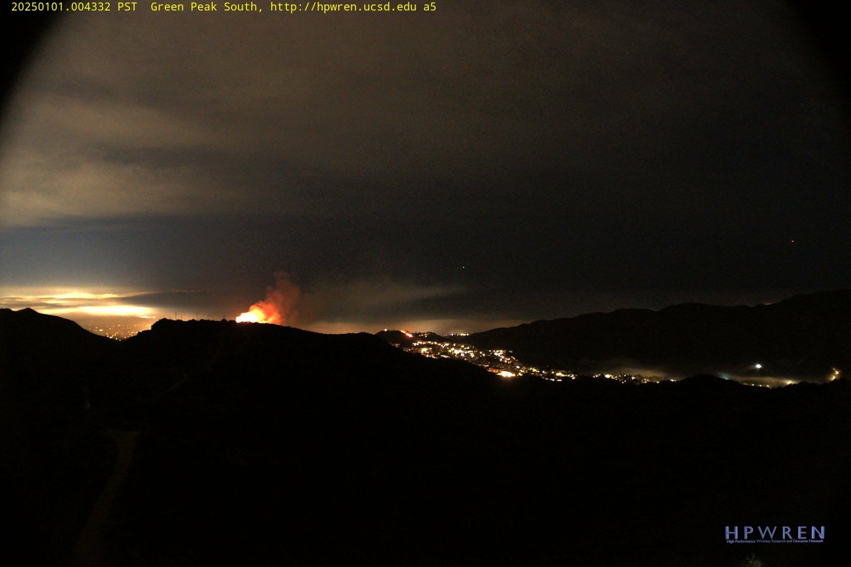 LachmanFire located near Pacific Palisades. The fire is 3-4 acres in heavy brush running uphill with around 6 structure threatened off of Via La Costa. nnRequesting LAPD for traffic control in the area and 5 additional engines to the fire