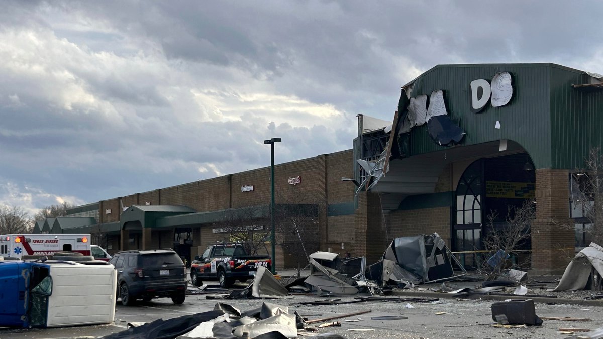 Four people have died in southern Michigan as powerful storms ripped through the state, producing at least one tornado.12 more people were injured