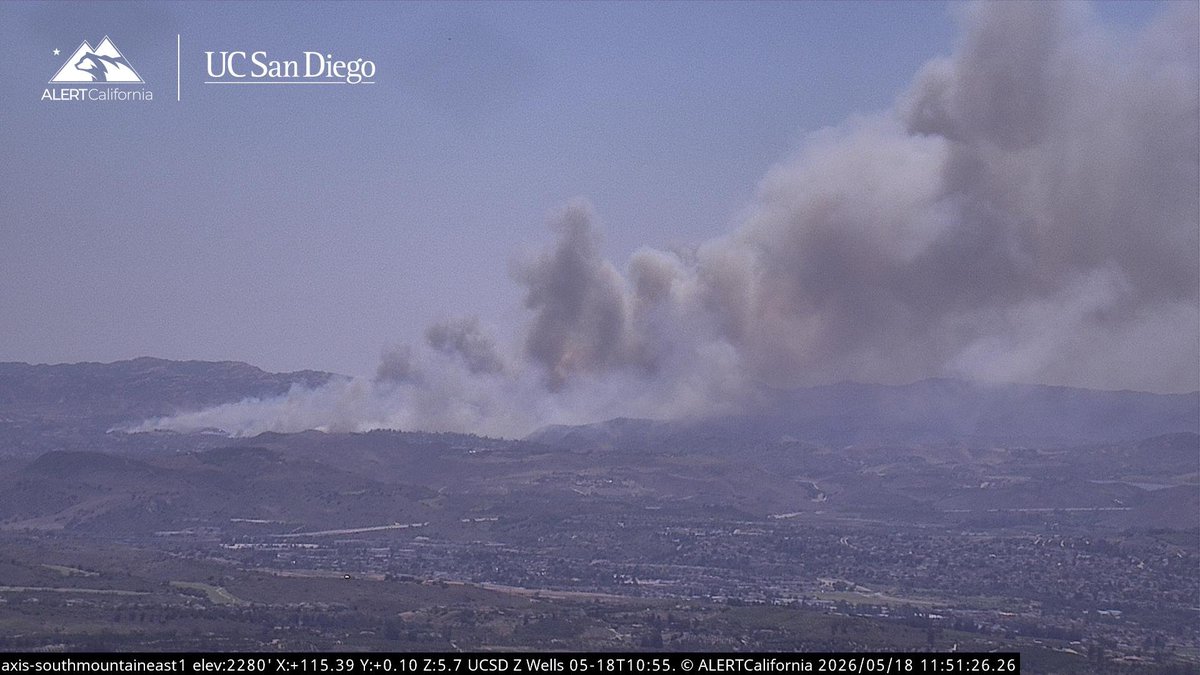 SandyFire Looking at the news footage the fire is pretty close to this and it's showing 350-380 acres