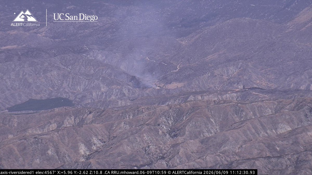 An incoming Lead Plane and Helitanker were Cancelled returning to San Bernardino.BeeFire The Fire is 3-5 acres, Slow Rate of Spread, Potential for 50 acres, no Reported Structure Threat at this time