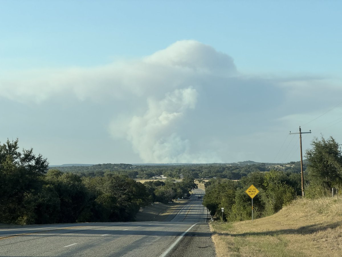 The wildfire burning in central Palo Pinto County, which sparked around lunchtime today, has grown to an estimated size of 7,000 acres, according to the Texas A&M Forest Service. The fire is 5% contained. The smoke cloud has been visible on Doppler radar for most of the